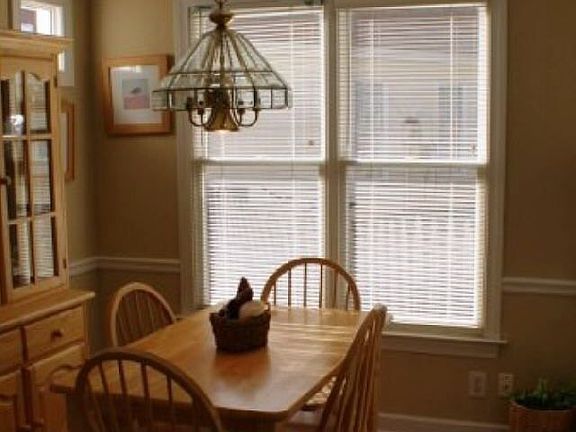 4th image of 5465 Fontenoy Ct