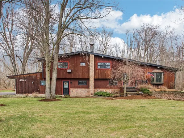 4820 Fox Rd, Palmyra, NY 14522