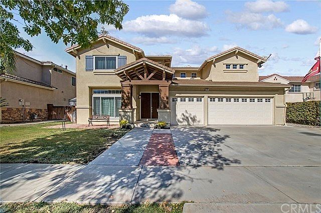 1st image of 575 Rembrandt Dr