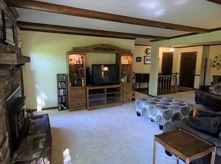 8439 Ainsley Cir, Indianapolis, IN