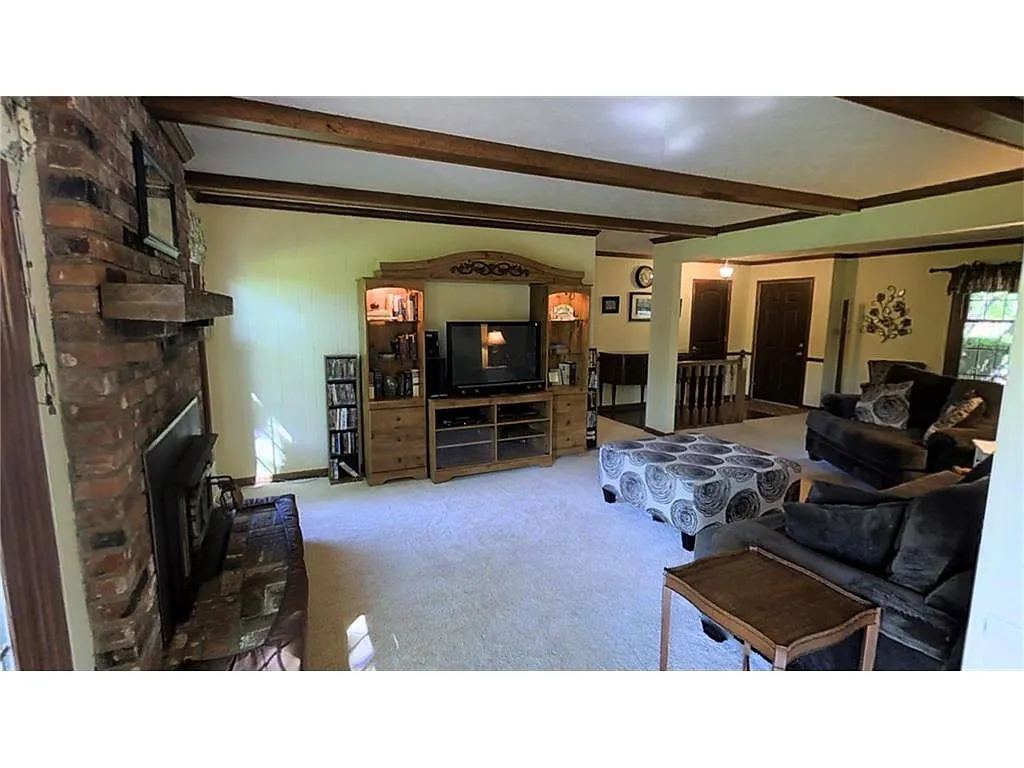 8439 Ainsley Cir photo 1