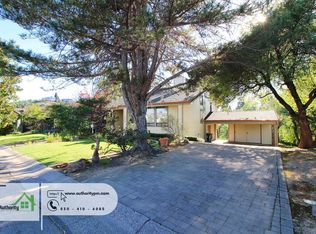 3350 Mountain Oak Dr, Redding, CA 96001