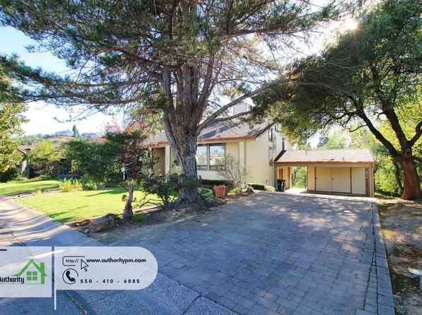 3350 Mountain Oak Dr, Redding, CA 96001