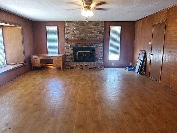 5th image of 1205 E Short St #21