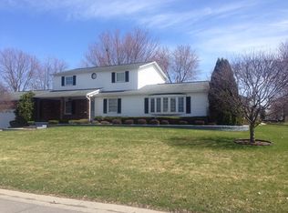 4898 Driftwood Dr, Liverpool, NY 13088