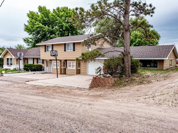 219 E Popleton, Brady, NE 69123