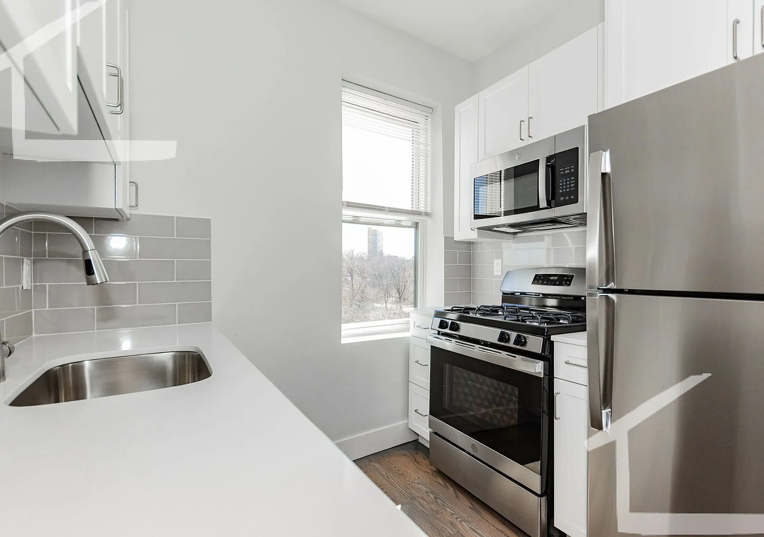 Beautiful Spacious Fenway Studio Available 8/1/26 — Photo 3
