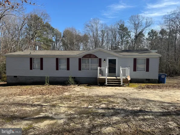 199 Wellfords Wharf Rd, Warsaw, VA 22572