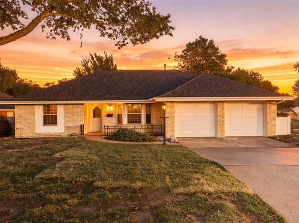 11712 Hastings Ave, Yukon, OK 73099