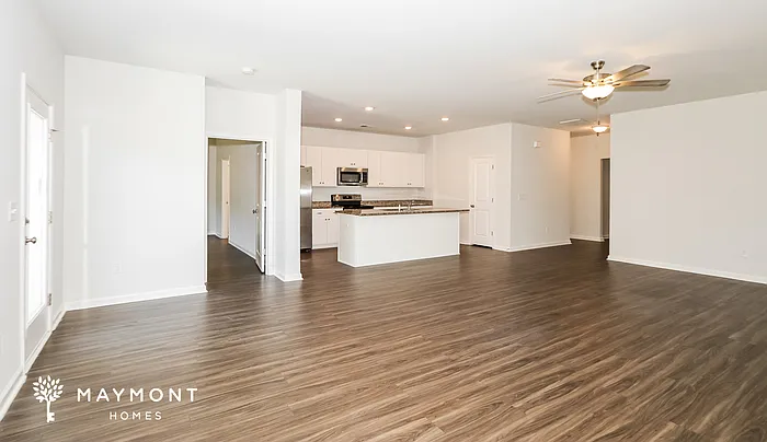 360 Augustine Dr — Photo 5
