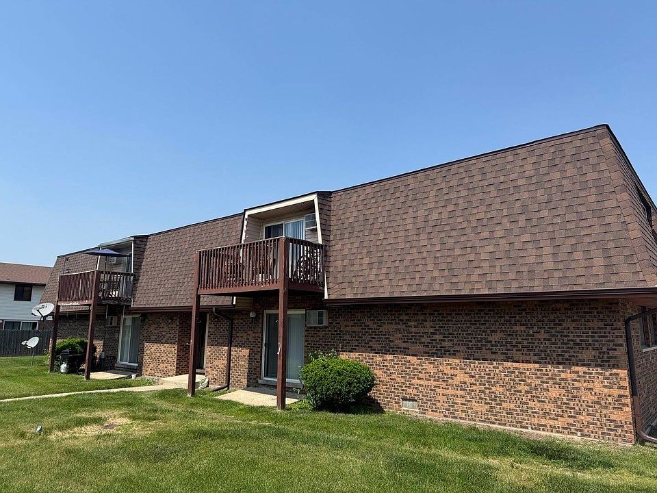 1st image of 215 Morgan Ct APT 2B