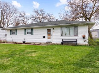 2220 Fallen Timber Dr, Sandusky, OH