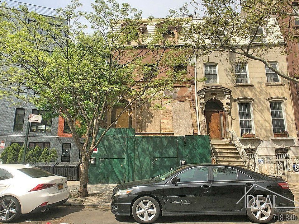 2nd image of 139 Lefferts Pl