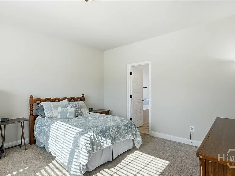 141 Hayden Pl — Photo 8