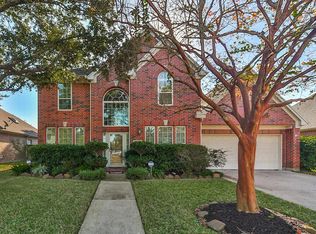 2601 Piney Woods Dr, Pearland, TX 77581