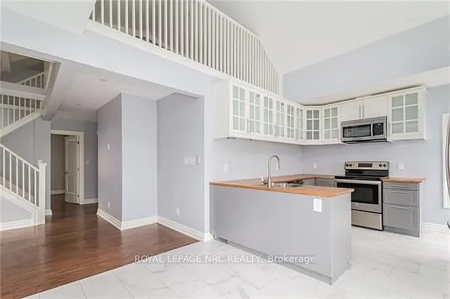 3 bed, $2,300 — Photo 1