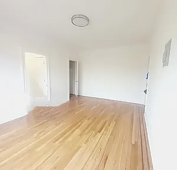 1375 Ocean Ave #3 — Photo 4