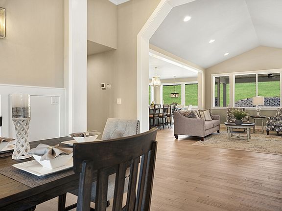 4th image of 1743 McAllister Ct SE