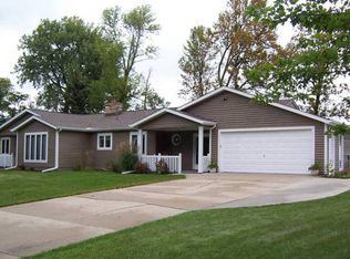 126 N Linwood Beach Rd, Linwood, MI 48634