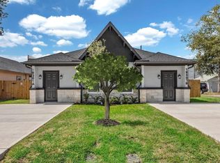 19307 Sears Dr #B, Humble, TX 77338