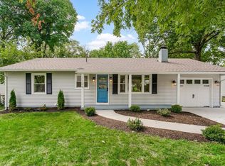 7126 Outlook St, Overland Park, KS 66204
