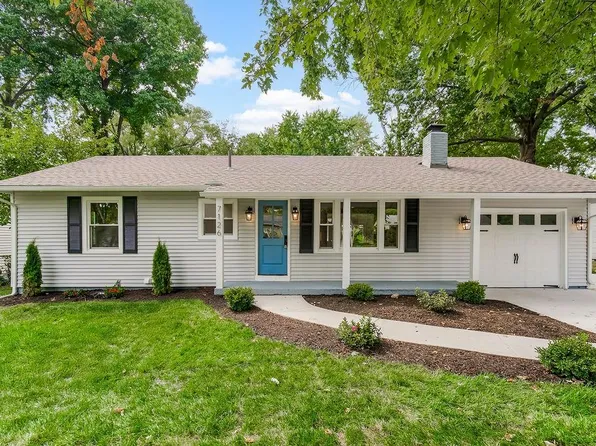 7126 Outlook St, Overland Park, KS 66204