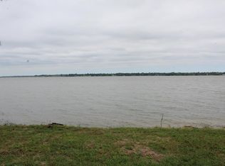 312 Sailfish Dr, Mabank, TX 75156