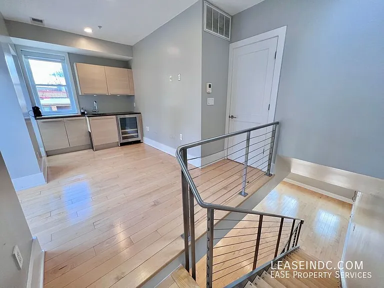 2619 Garfield St NW #4 — Photo 20