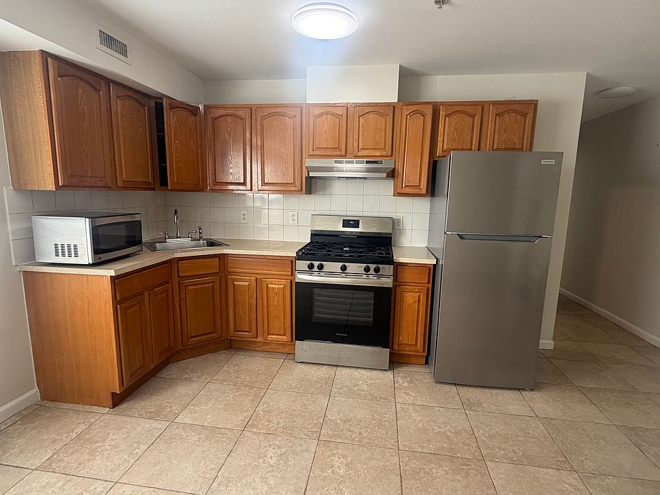 1st image of 6114 Palisade Ave #204B