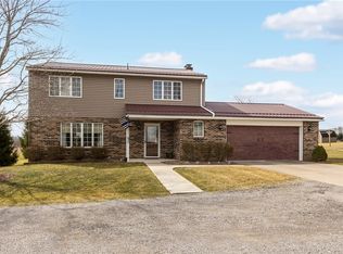 657 E Main Street Ext, Grove City, PA 16127