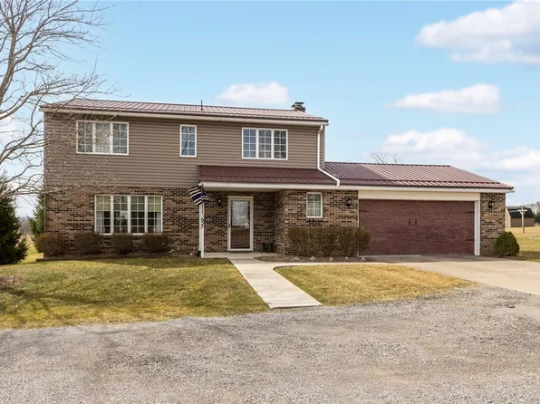 657 E Main Street Ext, Grove City, PA 16127