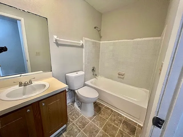 4401 S Semoran Blvd — Photo 12