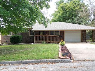 1208 E Austin Street, Bolivar, MO 65613