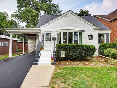 832 Sylviawood Ave, Park Ridge, IL, 60068