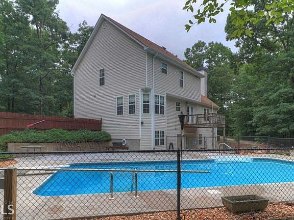 5th image of 1220 Lullwater Way