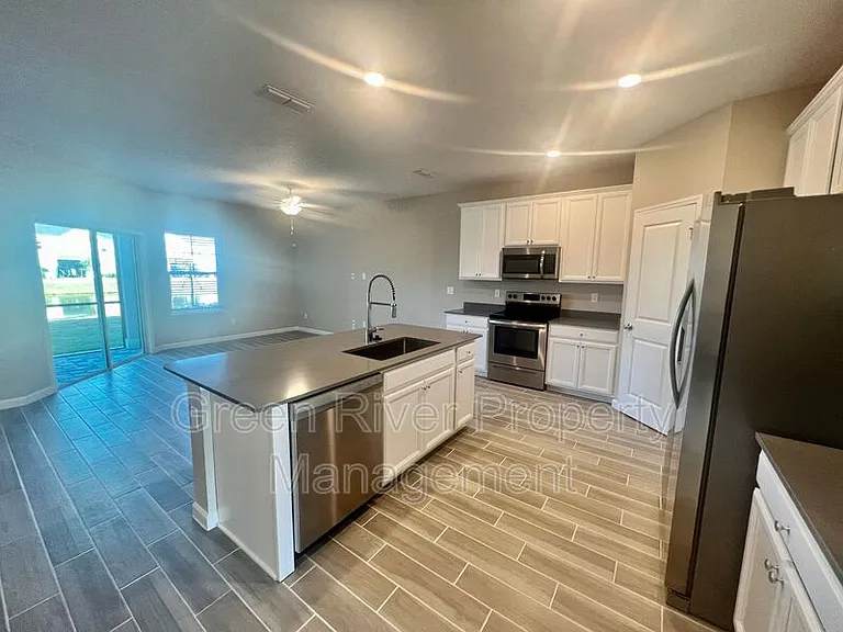 375 Boracay Cir — Photo 5