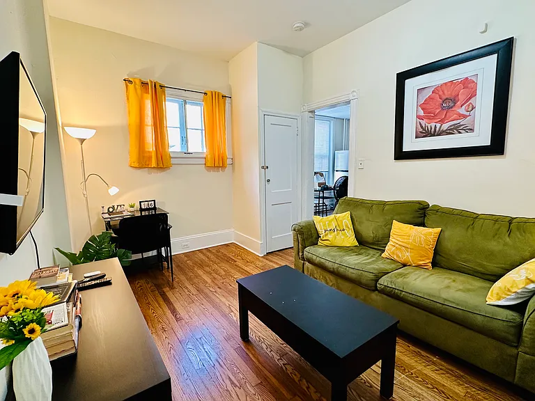 805 N Franklin St #2 — Photo 6