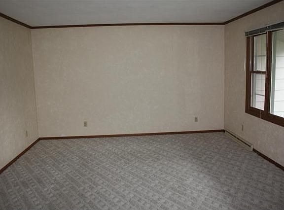 3rd image of 228 N Osborne Ave