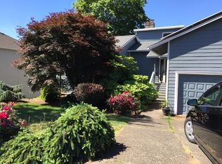 10902 SE Azar Dr, Happy Valley, OR 97086
