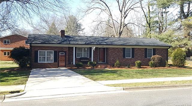 1st image of 1103 Fulton Dr