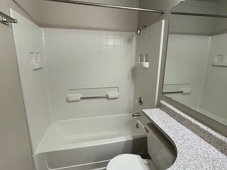Signature Apartments — Photo 34