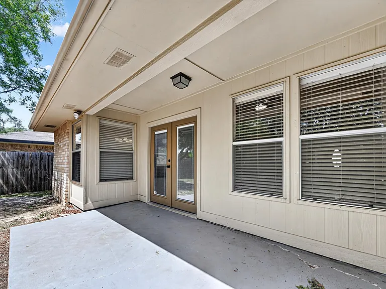 209 Glenwood Dr — Photo 28