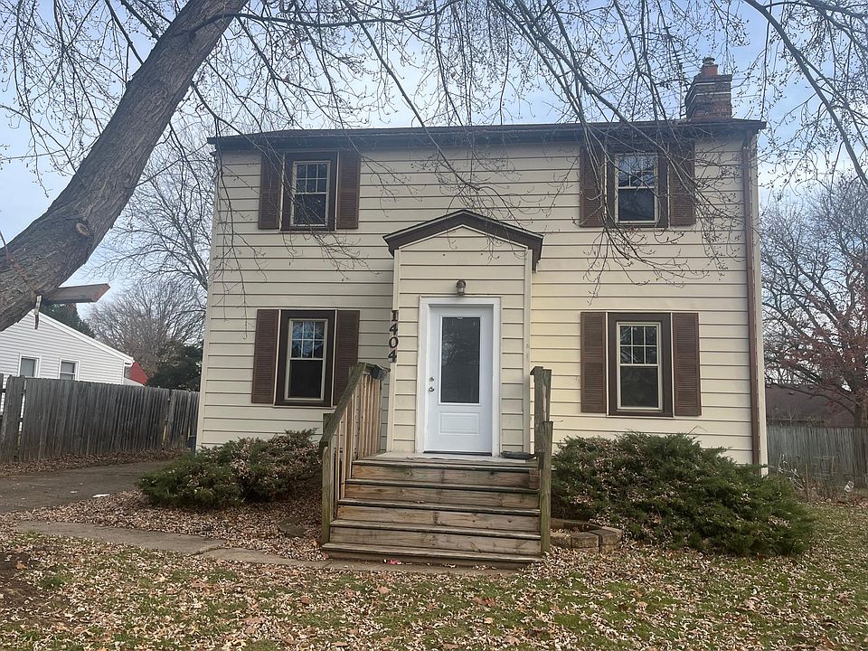1st image of 1404 31st St