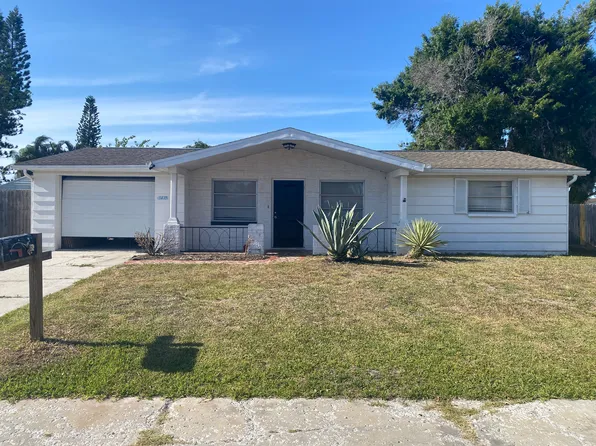 3435 Pinon Dr, Holiday, FL 34691