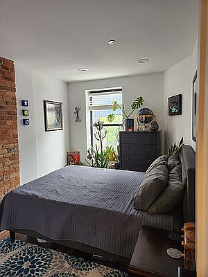 5th image of 923 Bedford Ave #3F