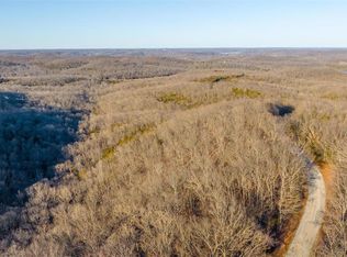 5 Koehler Dr, Roach, MO 65787