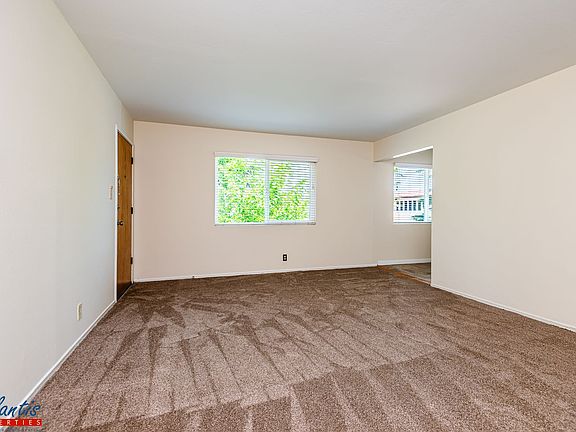 2nd image of 184 Carlton Ave APT 4
