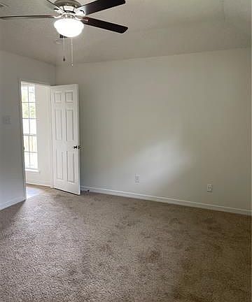 5th image of 5204 Woodstream Dr