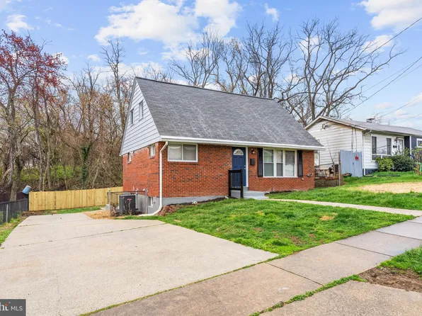 5 Pepper Mill Dr, Capitol Heights, MD 20743