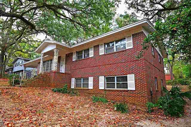 1st image of 931 Chestwood Ave